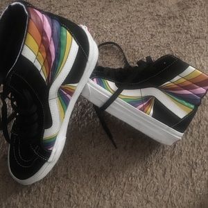Size 9.5 w/8 m high top rainbow Vans.